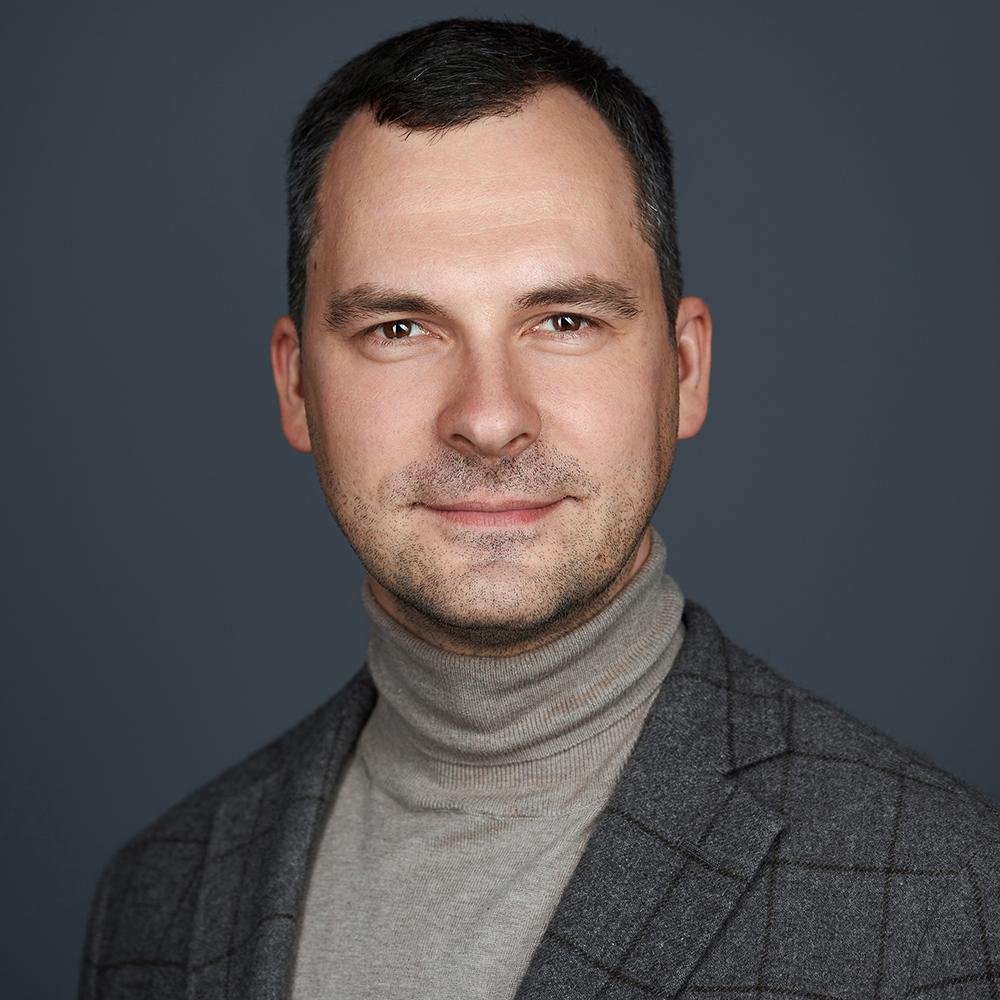 Валентин Микляев
