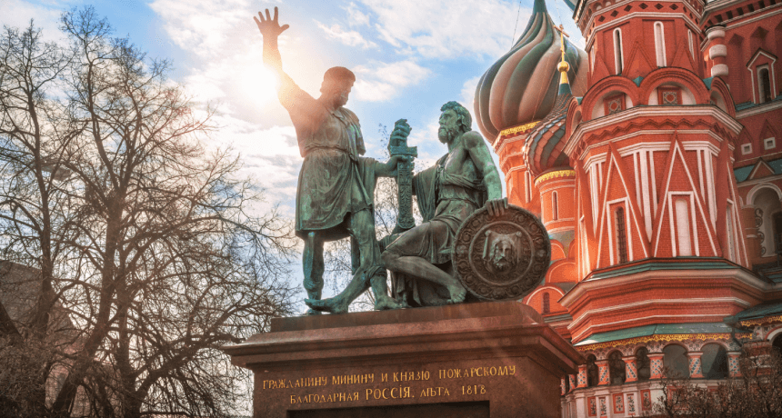 Анализ турпотока по России за 2025